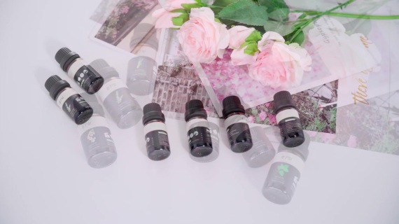 A1V75-6个装精油