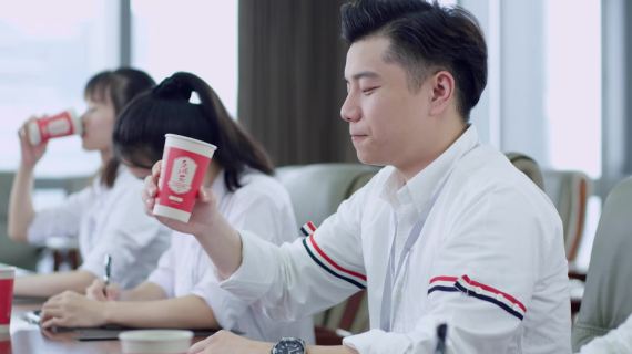 多喝茶产品广告