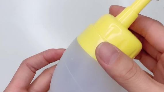 儿童鼻腔清洗器4-杨童无水印