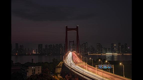 鹦鹉洲长江大桥延时摄影视频