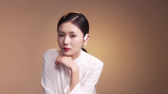 不倦青年耳机模特篇2