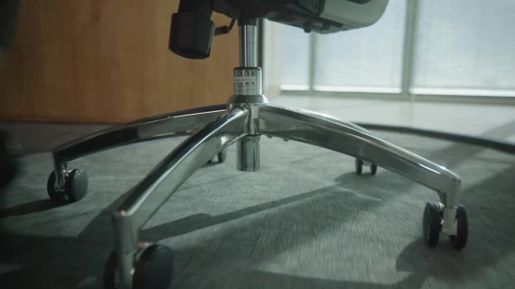 M57 Ergonomic Office