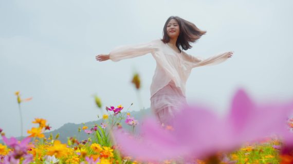 夏日时光：青春花海绽放，美哭所有人！