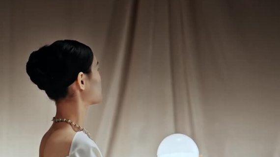 今年中秋，观夏邀你一起感受“手边的月亮”