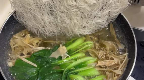 日常生活，快速剪辑，美食制作
